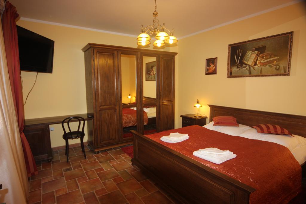 Hotel Pelikán Třeboň Szoba fotó