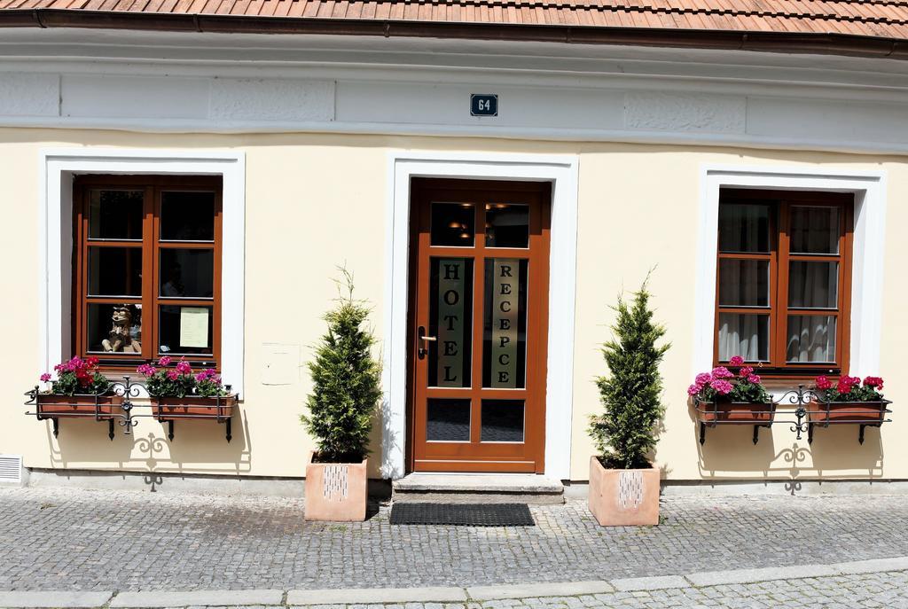 Hotel Pelikán Třeboň Kültér fotó