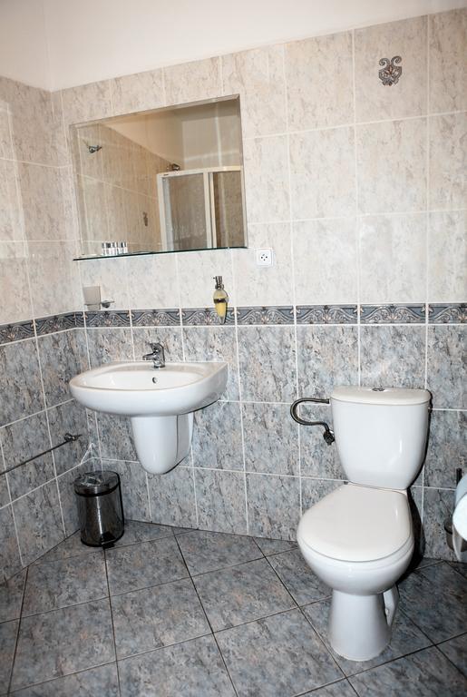 Hotel Pelikán Třeboň Szoba fotó