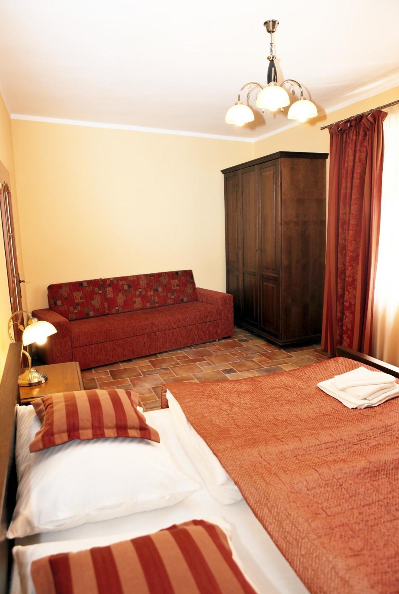 Hotel Pelikán Třeboň Kültér fotó